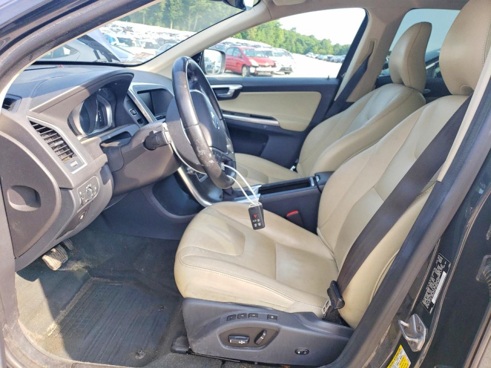 Volvo XC60 2016 — Copart