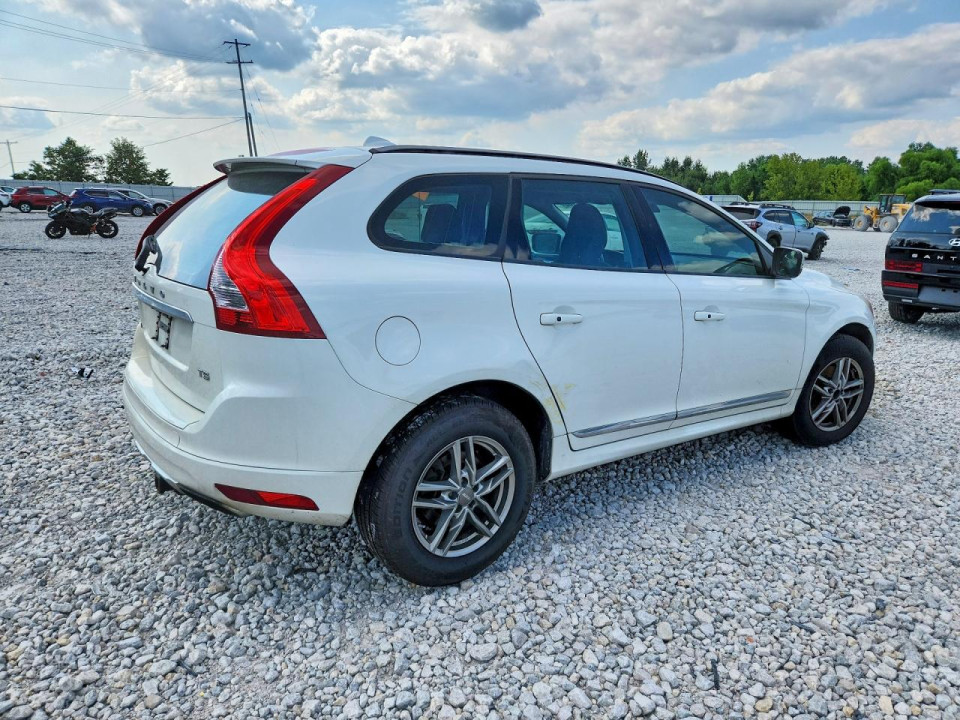 Volvo XC60 2015 — Copart