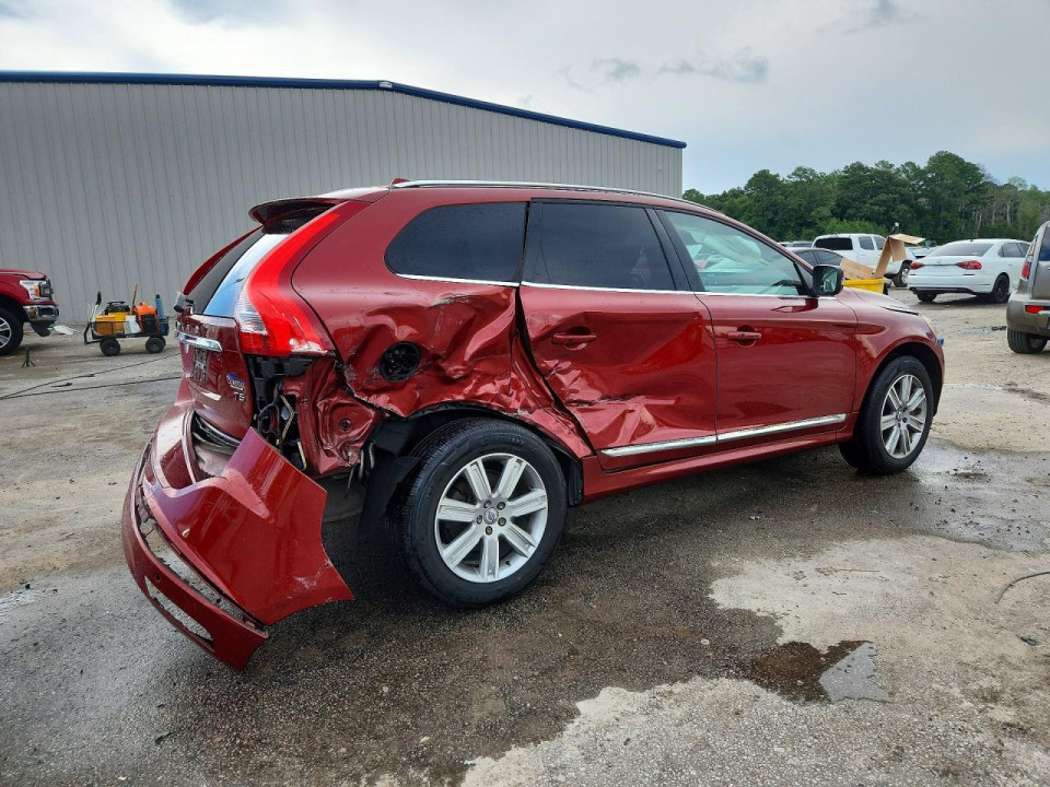 Volvo XC60 2017 — Copart