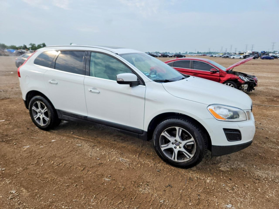 Volvo XC60 2013 — Copart