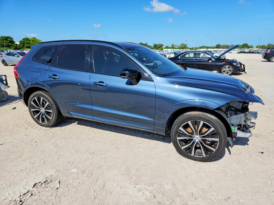 Volvo XC60 2024 — Copart