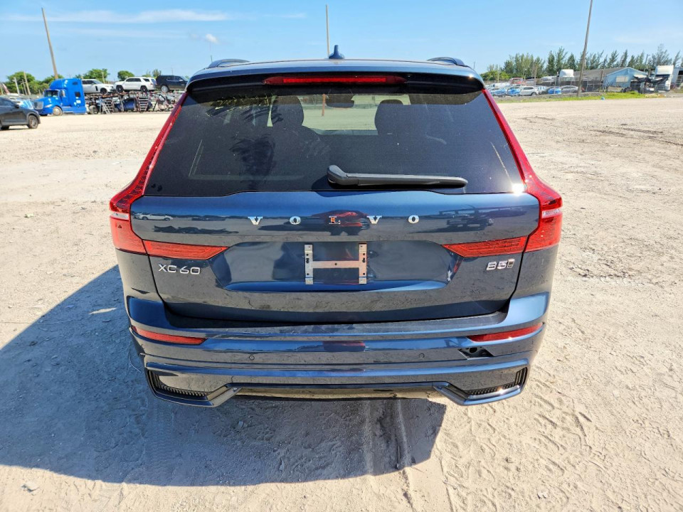 Volvo XC60 2024 — Copart