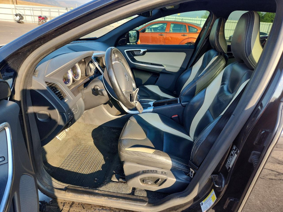 Volvo XC60 2013 — Copart