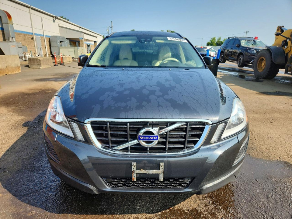 Volvo XC60 2012 — Copart