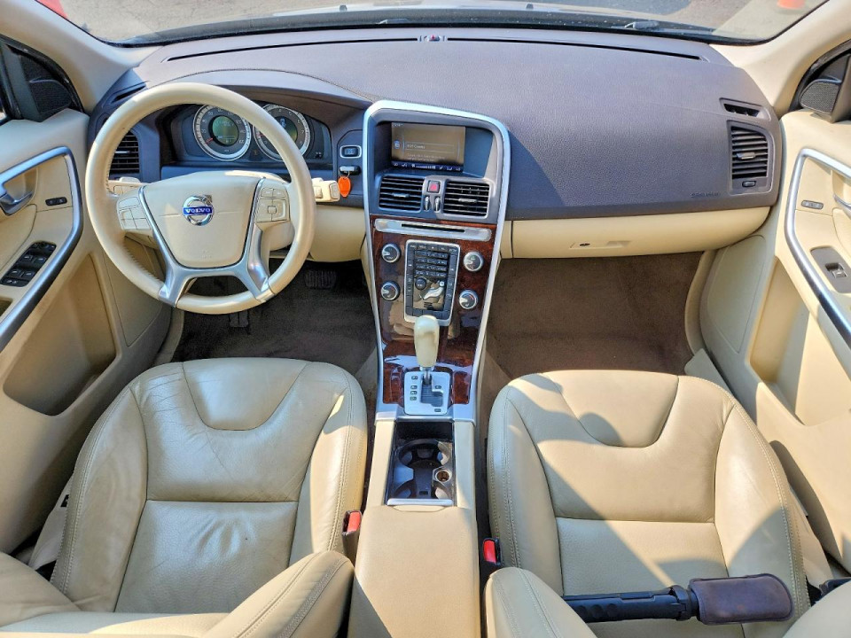 Volvo XC60 2012 — Copart