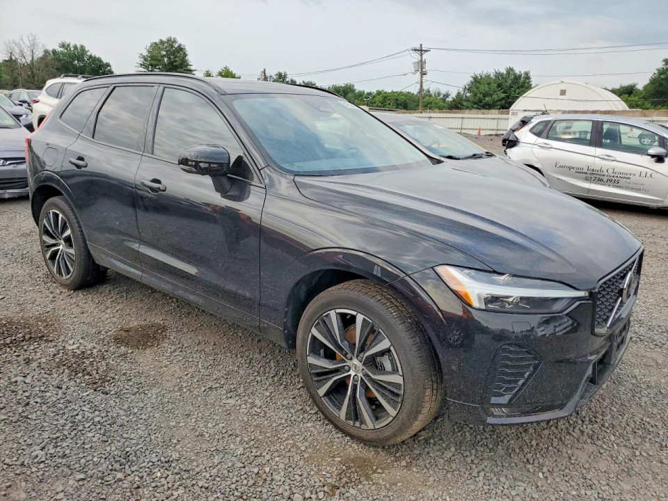 Volvo XC60 2024 — Copart