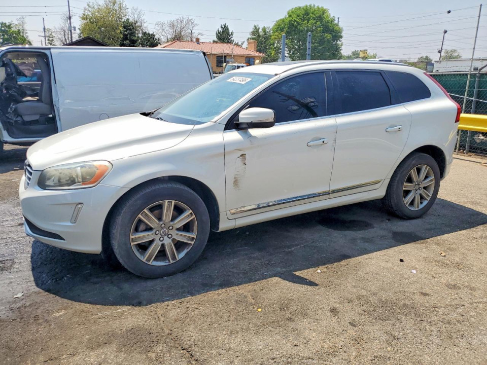 Volvo XC60 2016 — Copart