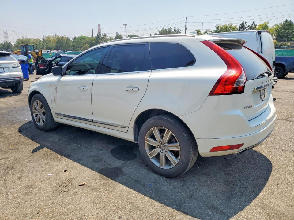 Volvo XC60 2016 — Copart