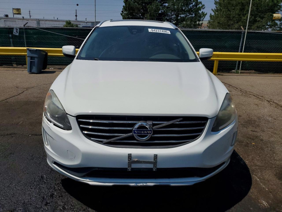 Volvo XC60 2016 — Copart
