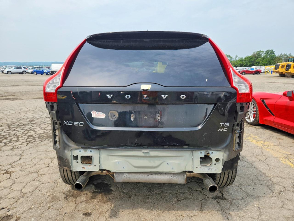 Volvo XC60 2011 — Copart