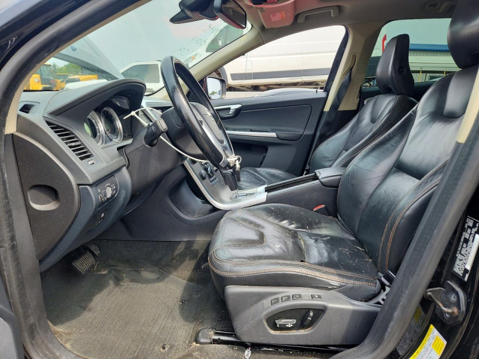 Volvo XC60 2011 — Copart
