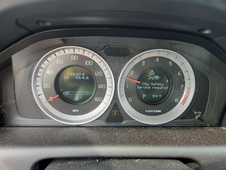 Volvo XC60 2011 — Copart