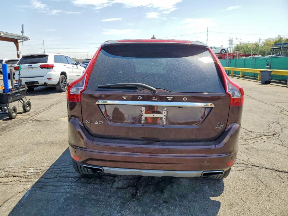 Volvo XC60 2016 — Copart