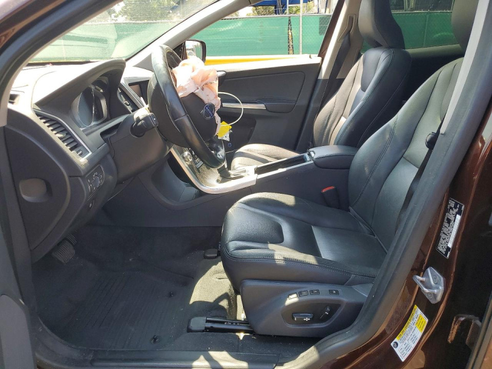 Volvo XC60 2016 — Copart