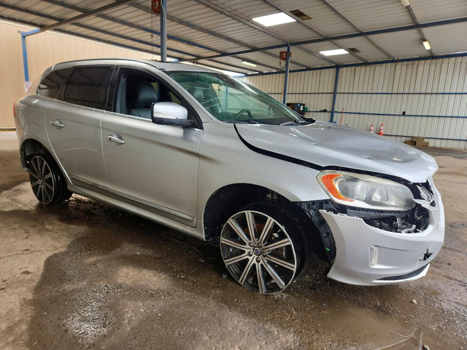 Volvo XC60 2015 — Copart