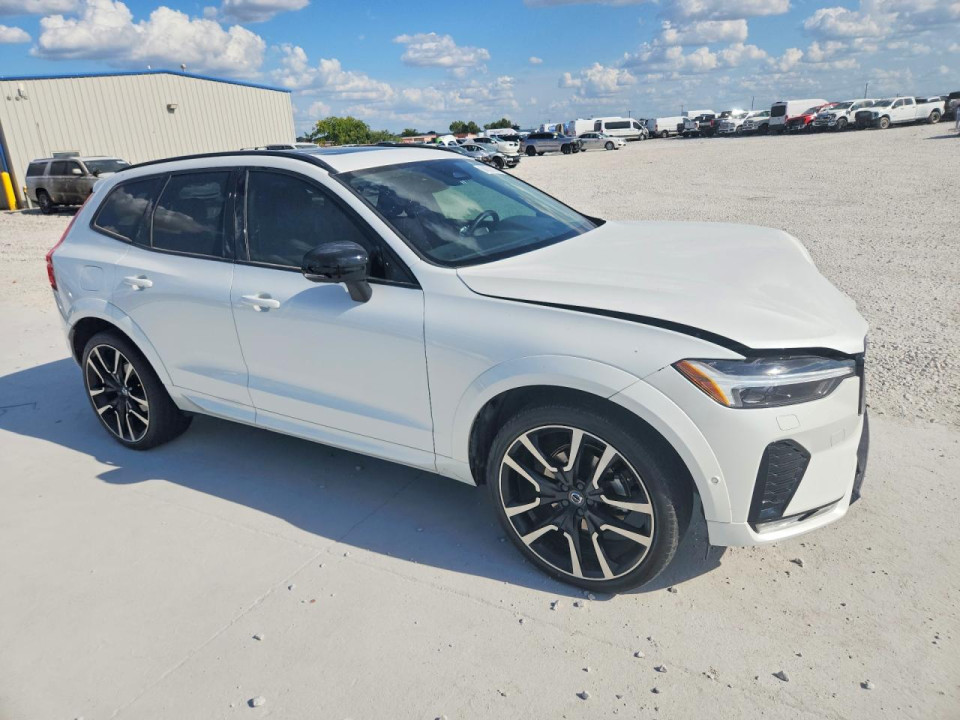Volvo XC60 2023 — Copart