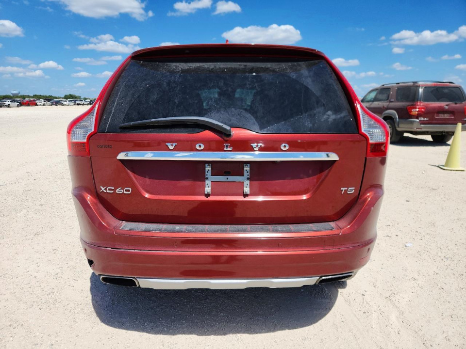 Volvo XC60 2016 — Copart