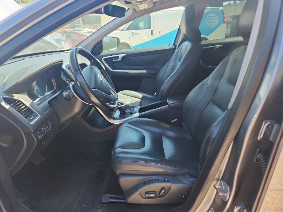 Volvo XC60 2016 — Copart