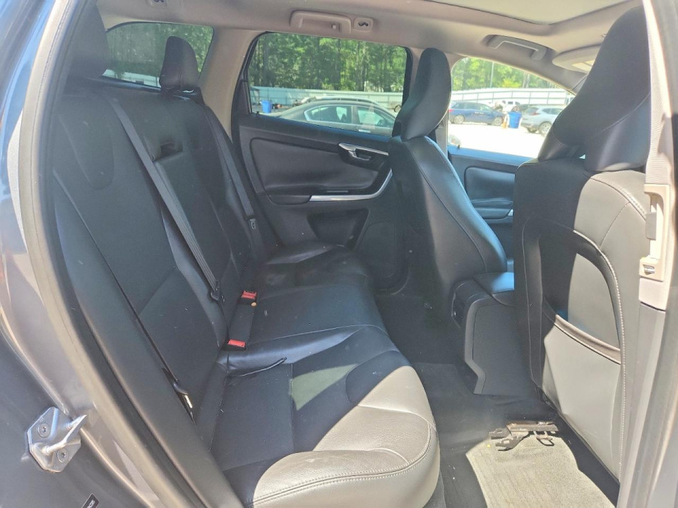 Volvo XC60 2016 — Copart