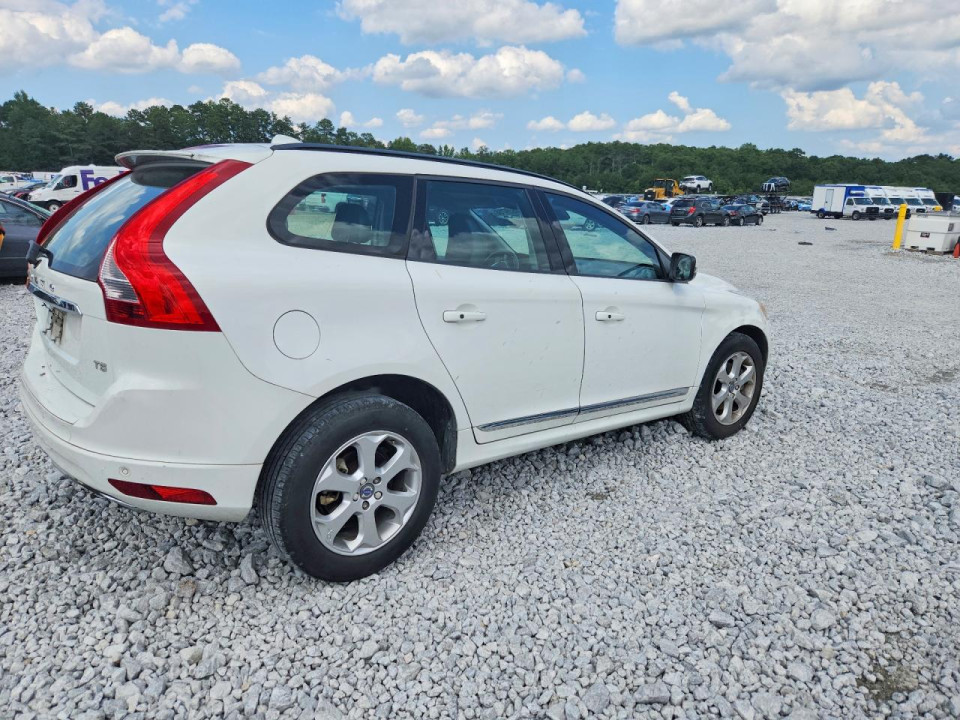 Volvo XC60 2016 — Copart