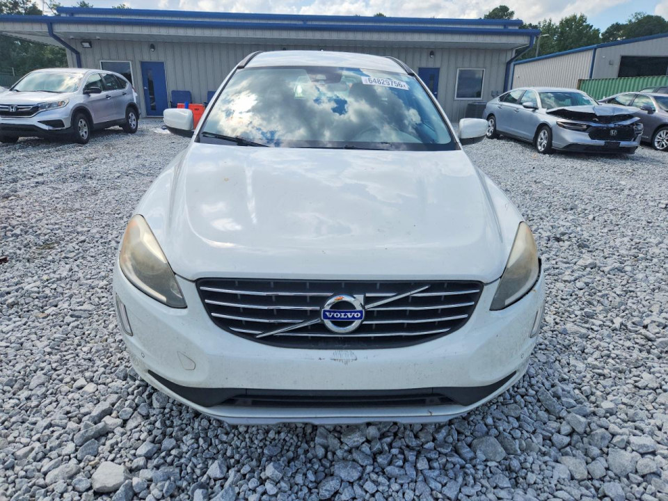 Volvo XC60 2016 — Copart