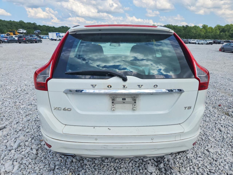Volvo XC60 2016 — Copart