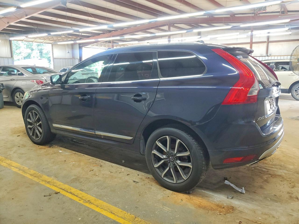 Volvo XC60 2017 — Copart