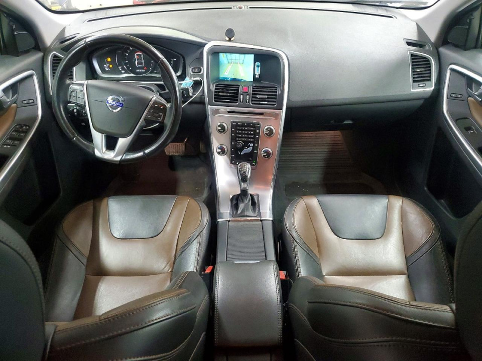 Volvo XC60 2017 — Copart