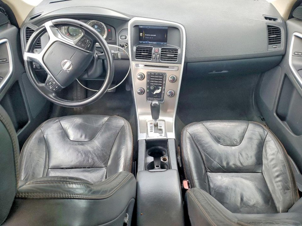 Volvo XC60 2011 — Copart