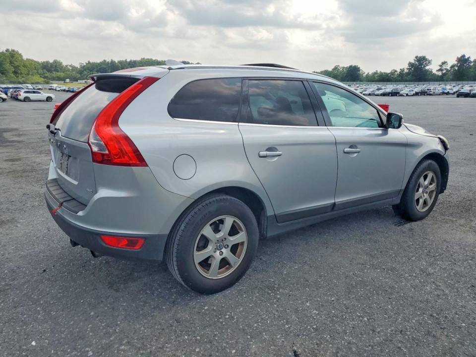 Volvo XC60 2012 — Copart
