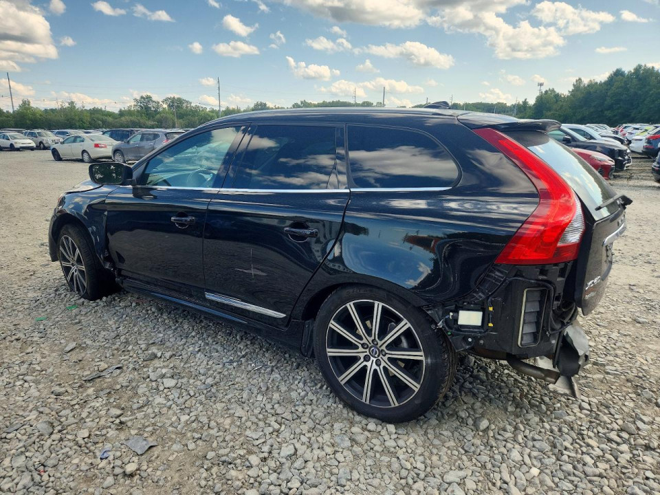 Volvo XC60 2017 — Copart