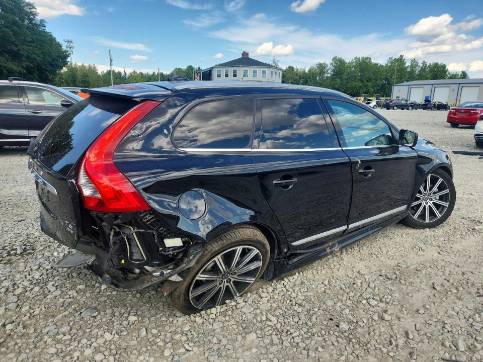 Volvo XC60 2017 — Copart