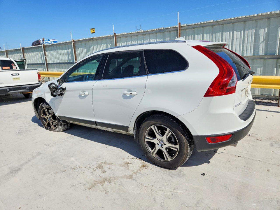 Volvo XC60 2012 — Copart