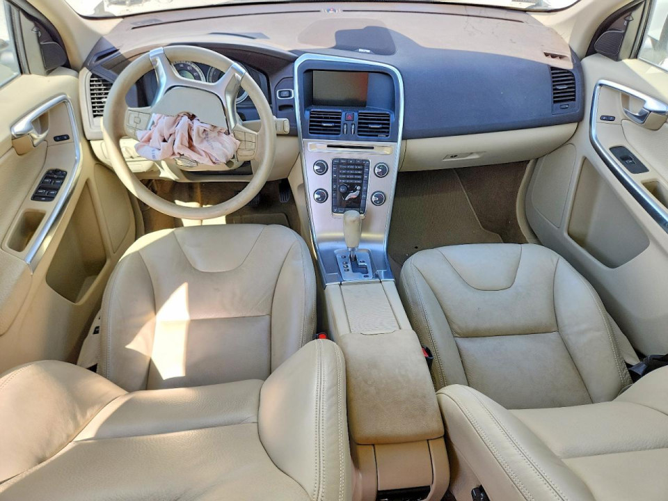 Volvo XC60 2012 — Copart