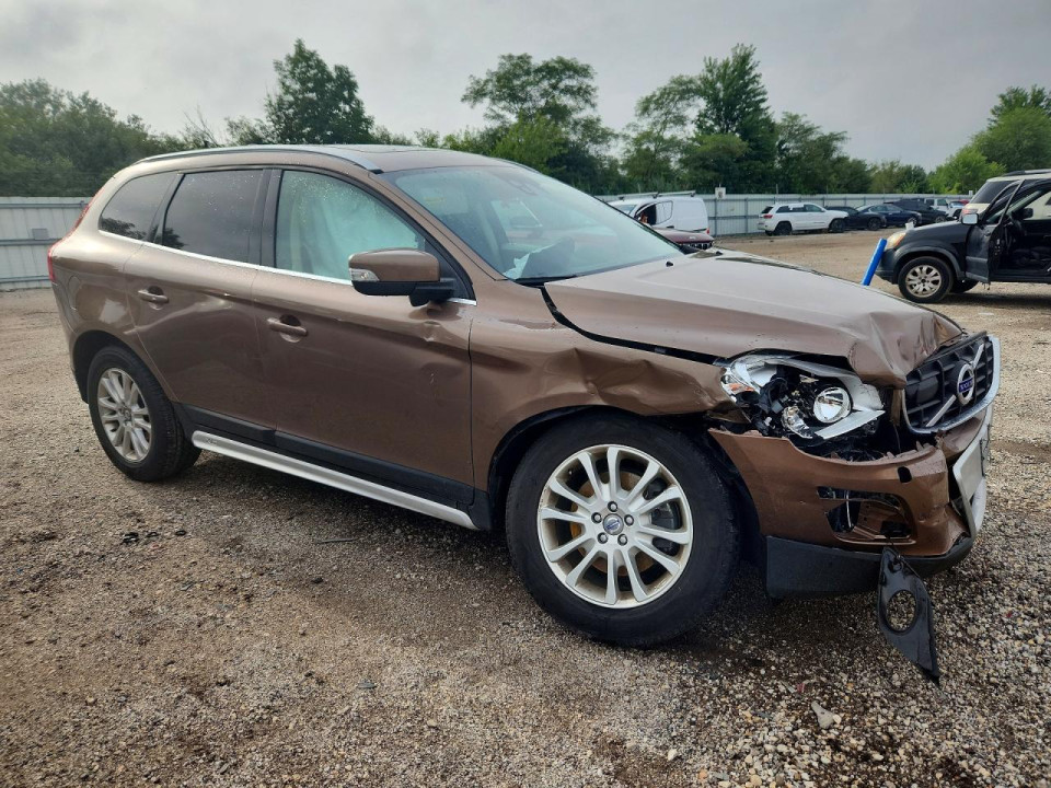 Volvo XC60 2010 — Copart
