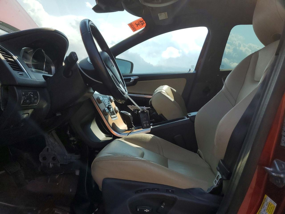 Volvo XC60 2016 — Copart