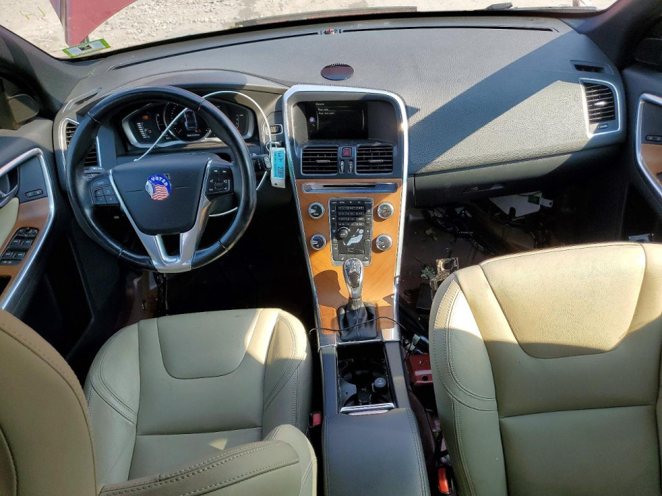 Volvo XC60 2016 — Copart