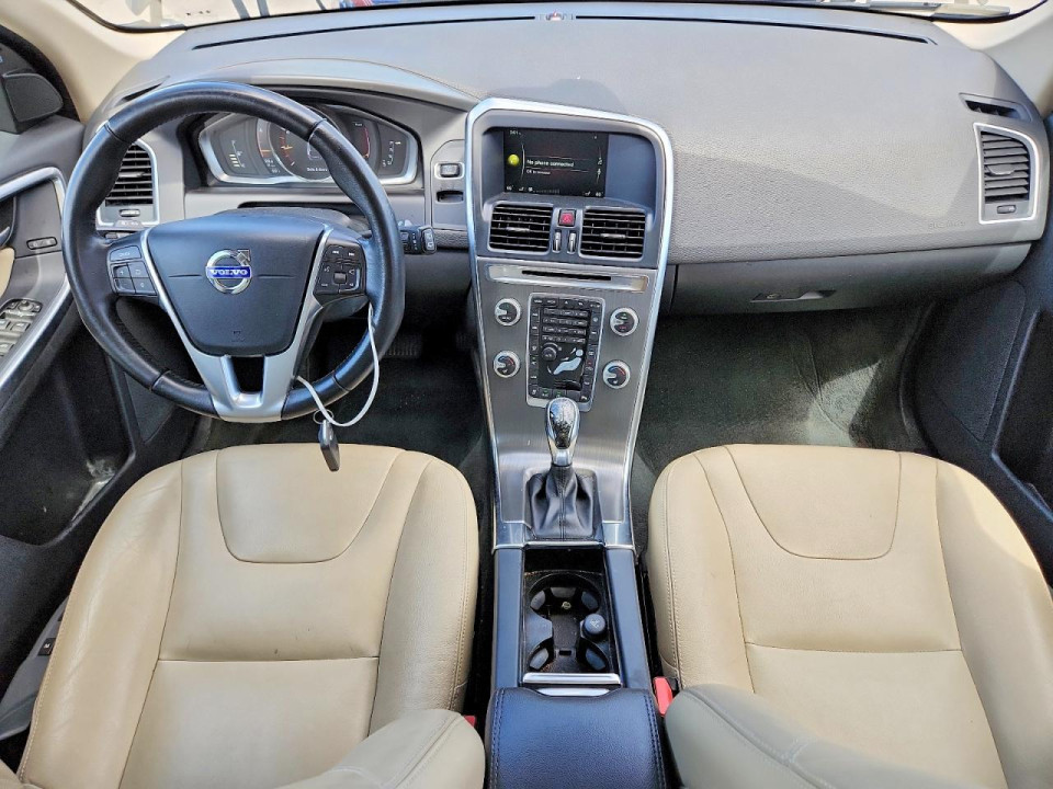 Volvo XC60 2016 — Copart