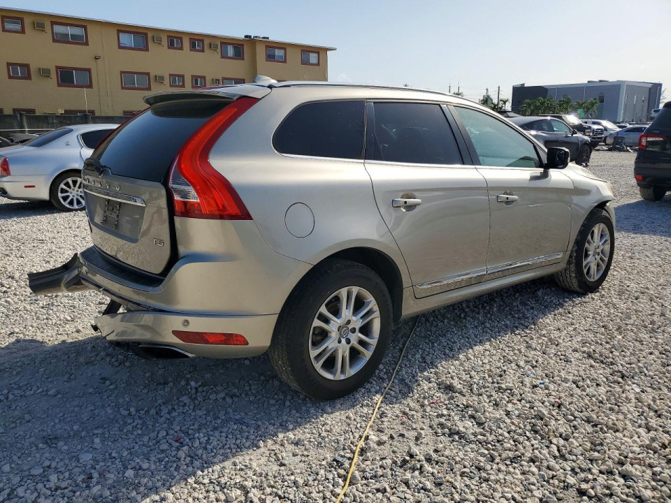 Volvo XC60 2016 — Copart