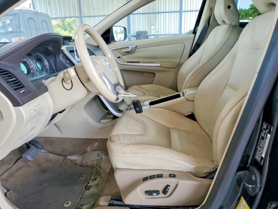 Volvo XC60 2011 — Copart