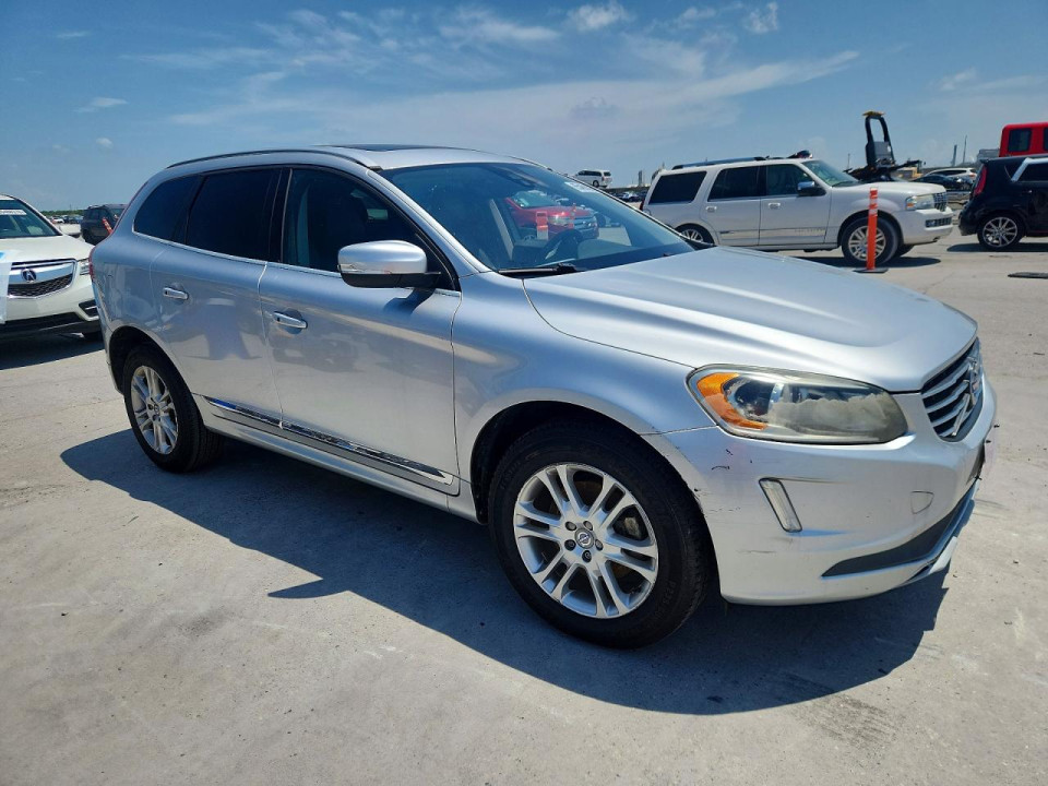 Volvo XC60 2016 — Copart
