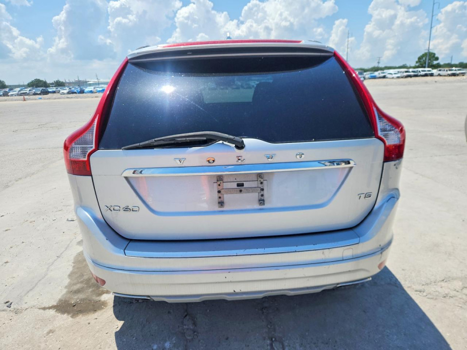 Volvo XC60 2016 — Copart