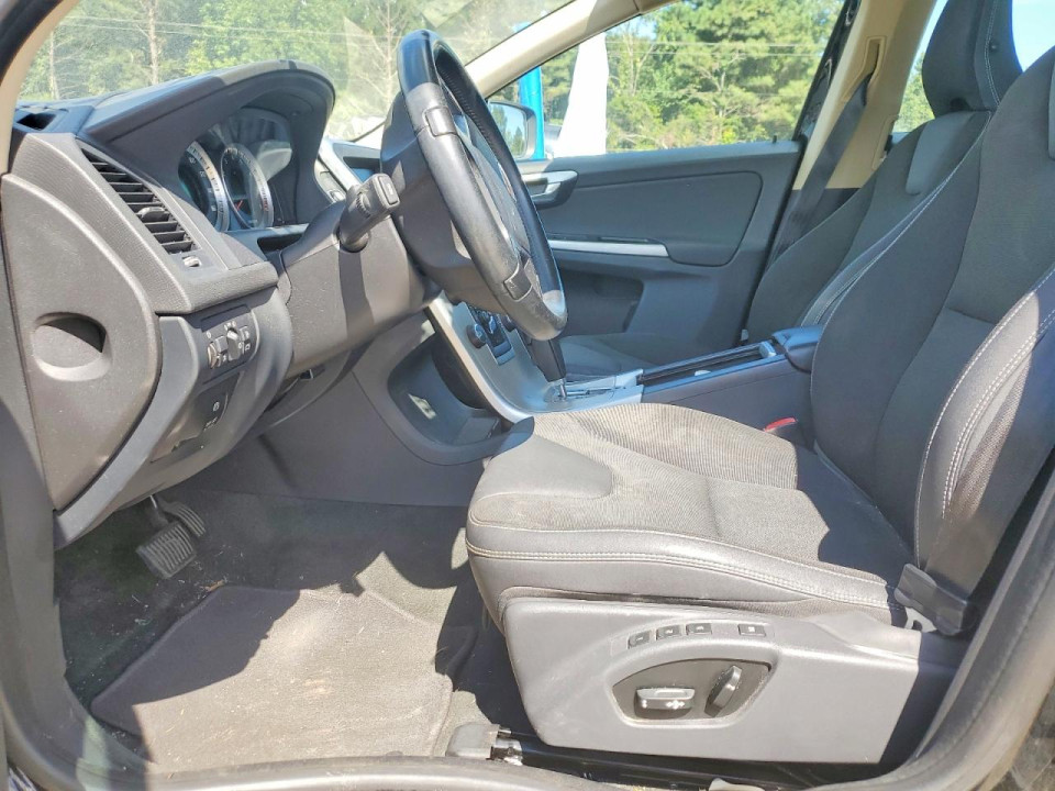 Volvo XC60 2012 — Copart