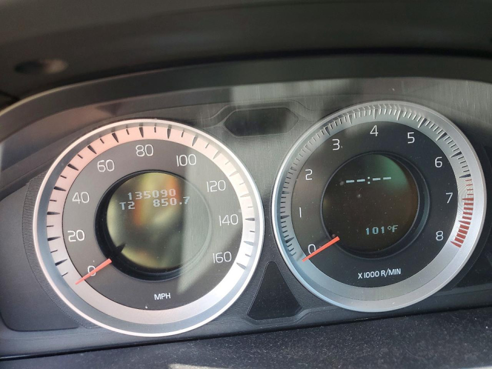 Volvo XC60 2012 — Copart