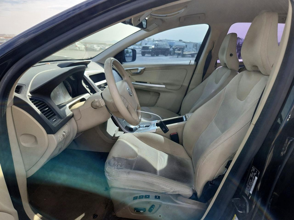 Volvo XC60 2011 — Copart