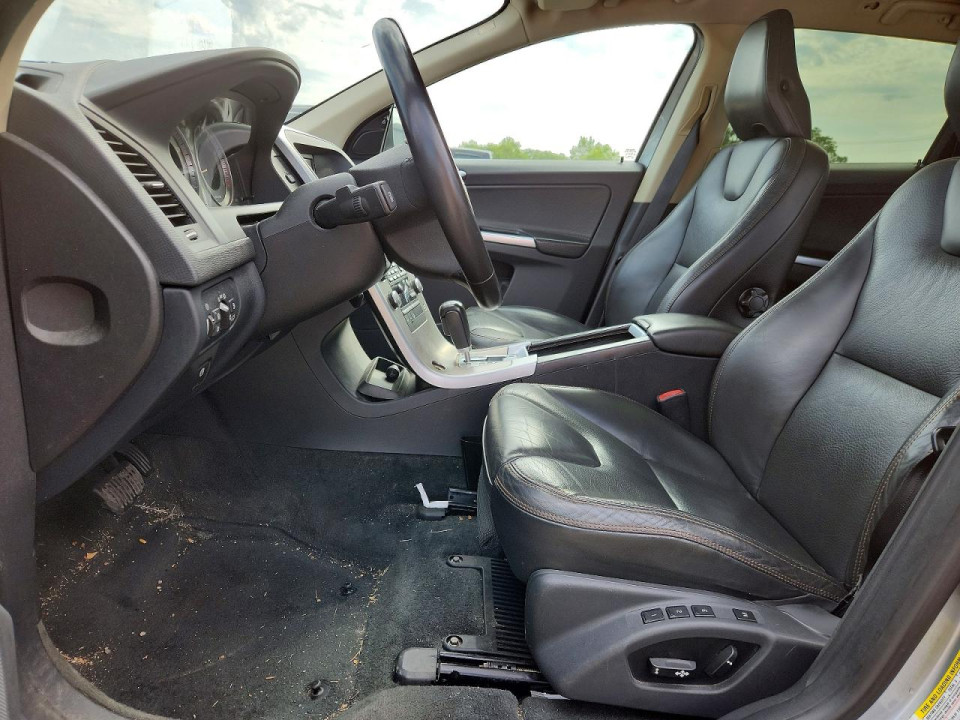 Volvo XC60 2010 — Copart