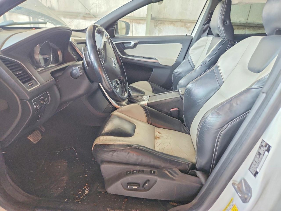 Volvo XC60 2015 — Copart