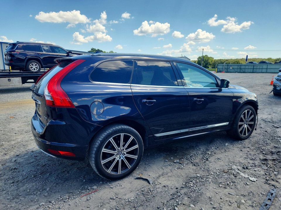 Volvo XC60 2016 — Copart