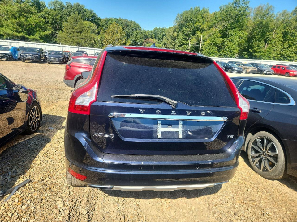 Volvo XC60 2016 — Copart