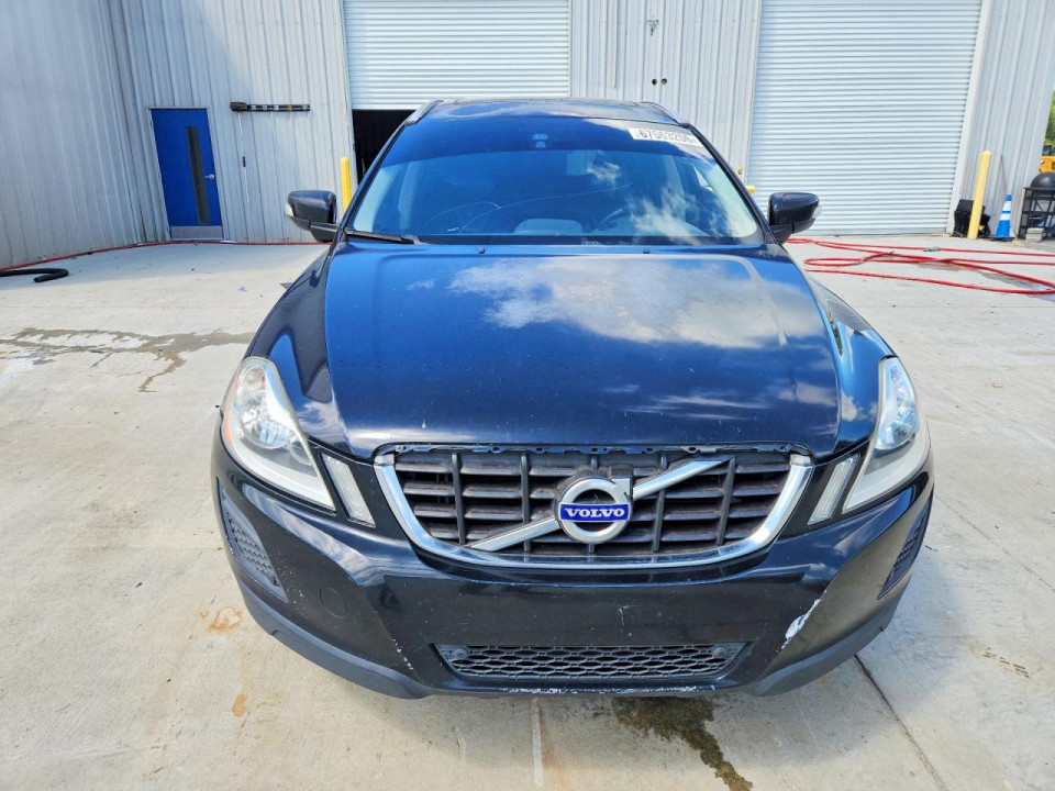 Volvo XC60 2011 — Copart